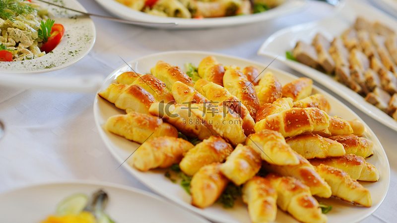 办公室零食的性价比陷阱：你买贵了吗